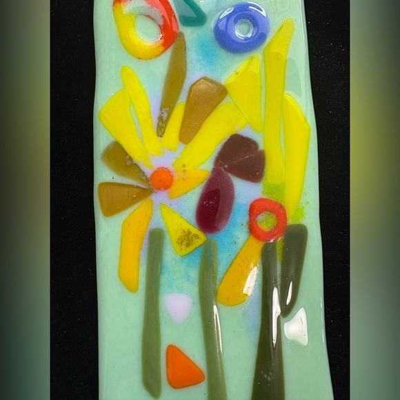 Flowers On Mint“ Fused Art Glass  Hanging Plaque 9”x4” Abstract Design - Picture 7 of 11